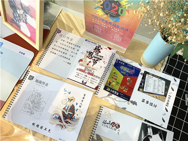 教學(xué)成果展示周，學(xué)子答辯各顯神通