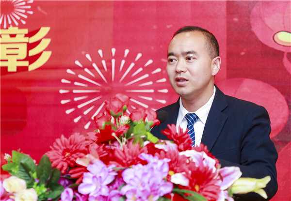 2020春季教學(xué)質(zhì)量月總結(jié)表彰暨教學(xué)研發(fā)部署大會(huì)隆重舉行！