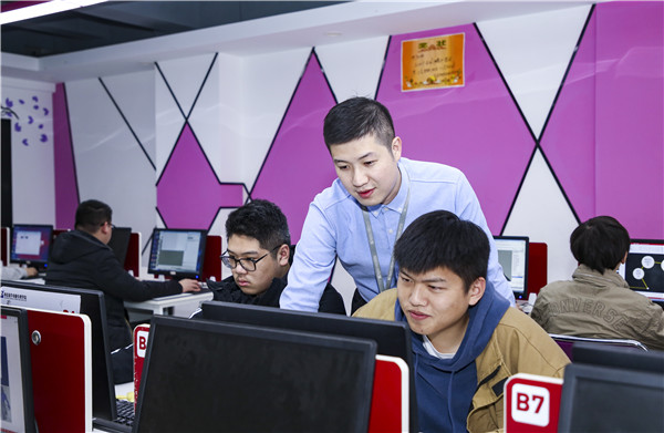 初中男生學(xué)什么<a href=http://njxh.cn target=_blank class=infotextkey>專業(yè)</a>好？