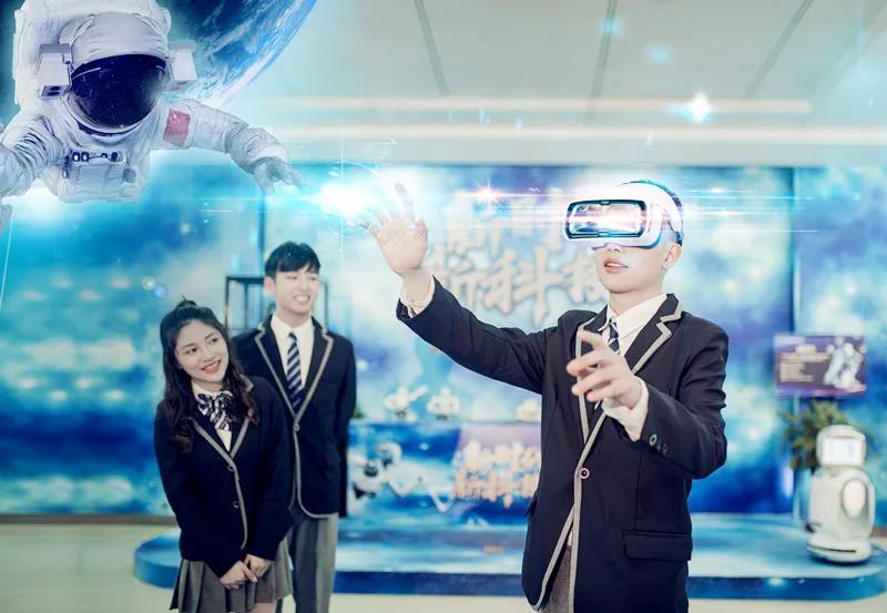 人人出彩 技能強(qiáng)國(guó)，新華邀你體驗(yàn)工匠精神