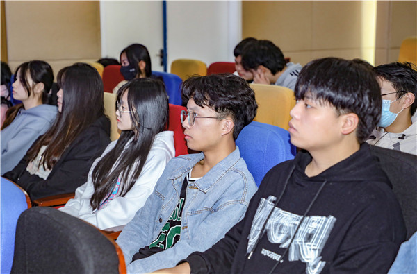 就業(yè)保障丨企業(yè)進校園，助力南新學子就業(yè)