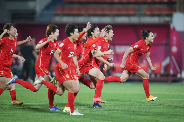 中國(guó)女足闖進(jìn)亞洲杯決賽，滿滿的女性力量!