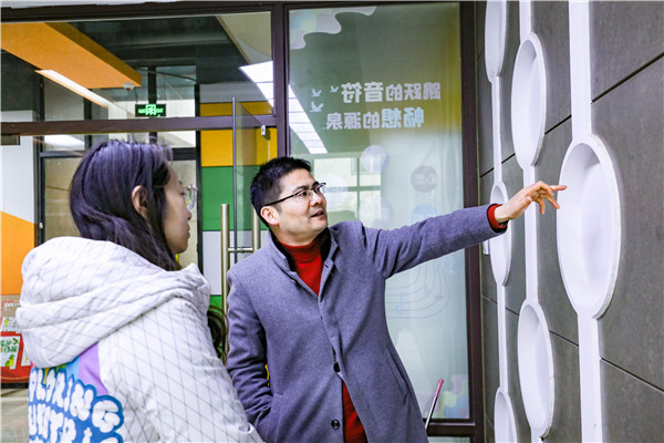 新課堂，迎接新成長|南新新華美妝新生參觀新教室