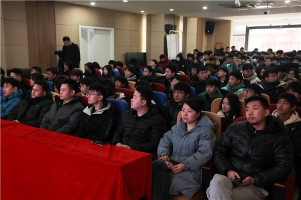 南京新華舉行消防知識宣講活動，提升學生安全意識